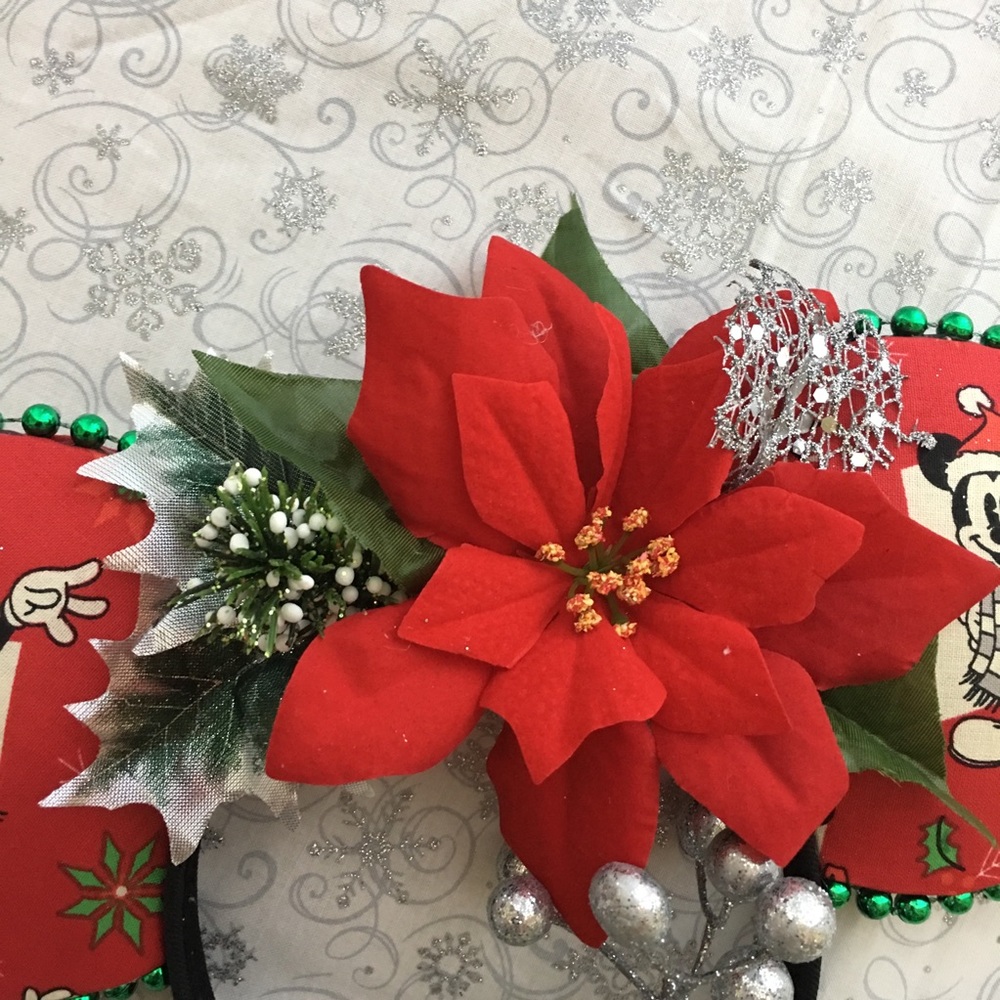 Minnie Mouse Ears - Picture 2 of 4